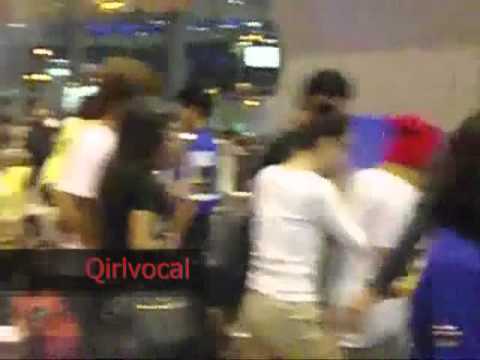 [Fancam] 121004 Sistar at Suvarnabhumi Airport