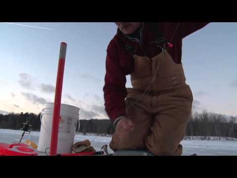 Discovering - Ice Fishing Lake Gogebic