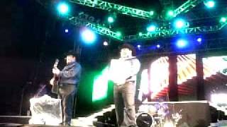 Pesado - Me mocho un dedo. Celaya Oct. 2011.3GP