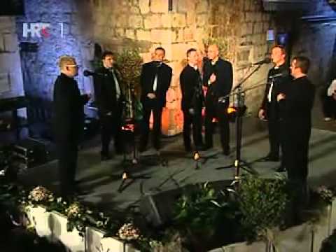 Klapa Pinguentum - Spavaš li zlato moje - FDK 44. Omiš 2010