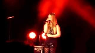 Elin Sköld 9y - First live performance - Kate Perry cover - Roar