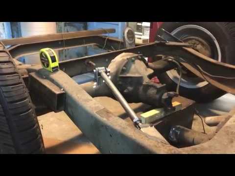 Triangulated Four Link Upper Bar Placement