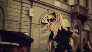 Madonna Vs. Queen Vs. Lady Gaga - Turn up the radio Gaga (Cap&#39;n Fleeb Mashup)