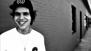 Rich Hil - She Be On One