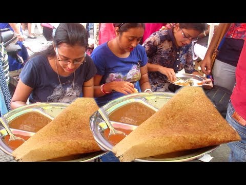 Pure Veg Street Food | Kolkata New Market Area | Garam Masala Dosa | Street Food Loves You Video