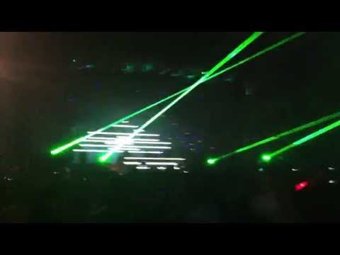 EDC Chicago - HIT ME WITH THOSE LASER BEAMS (Eric Prydz Coachella Mashup)