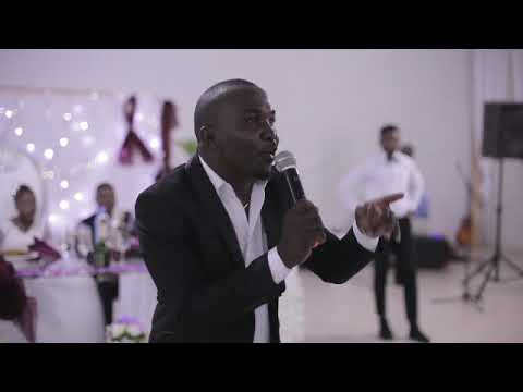 Edy Roby Abrilhantando no Cansamento Maque ja o seu 86/84-8852944