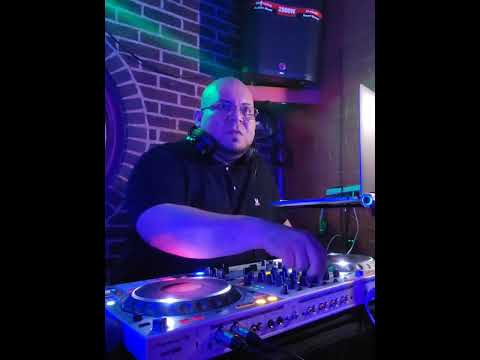 Cumbia Salvadoreña Mix - El Giga Set Live