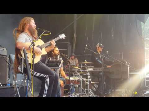 Mike Love "Step Lightly" featuring Marcus Urani of Rising Tide live in Lacanau, France July 2016