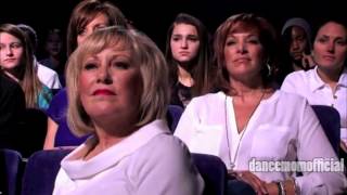 Hadley Solo- Gold Couch