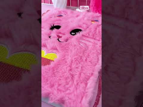 Vídeo do produto Caderno Universitário Tilidisco 10 Matérias Pelúcia Purrfect Cats 160 Folhas