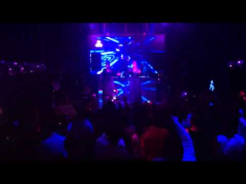 Dmitry Filatov feat SugarMammas - Blow (live!!! Dinamika Party @ Discodome) 4/11/11