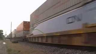 preview picture of video 'CN Q149 at East Durand - 6/22/2013'