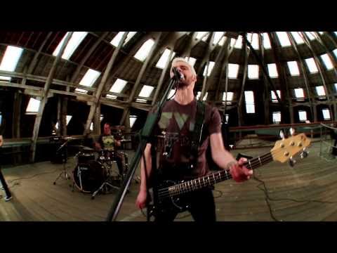 TEMPLETON PEK - Wake Me Up (OFFICIAL VIDEO)