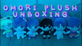 Unboxing the Omori Plushies