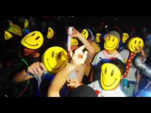 DaveGlover - Let The Bass Go