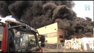 preview picture of video 'TELE M: Mariborski gasilci in požar v Surovini, TV Maribor 24.7.2013'