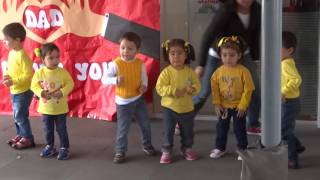 父の日のお遊戯会