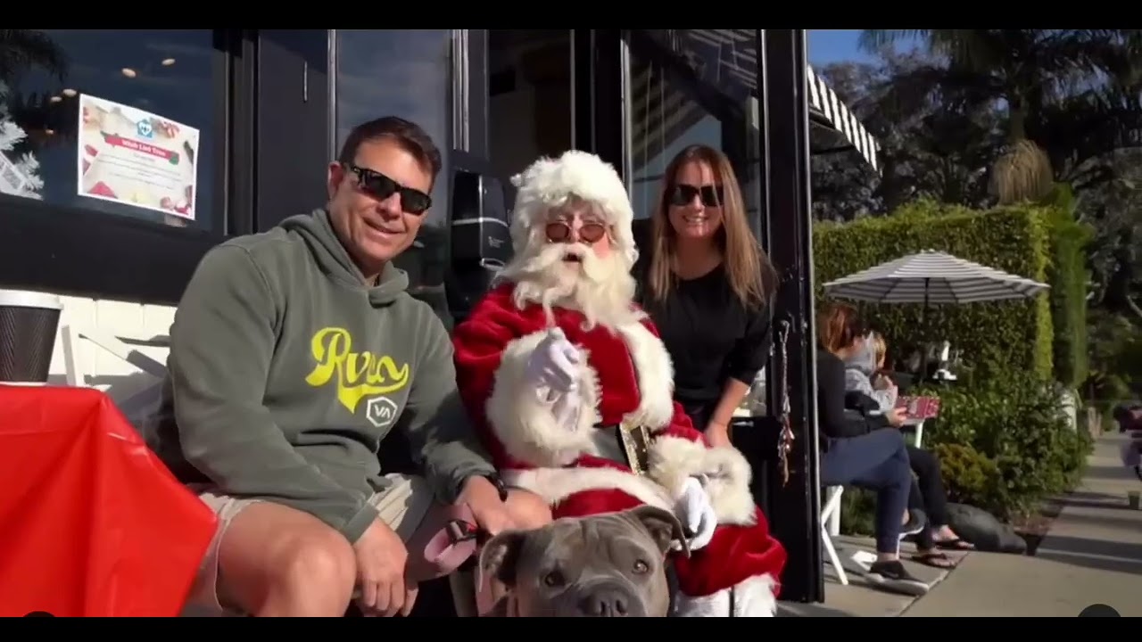 Promotional video thumbnail 3 for The Holiday Carolers