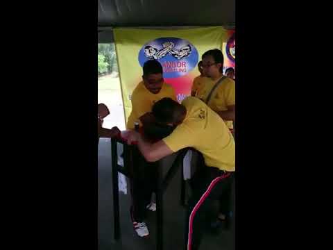 Saedon Abu Bakar-Jake Chia Armwrestling Challenge Selangor