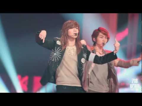 l2O325 Taemin's powerful dance fancam @0pen C0nc3rt