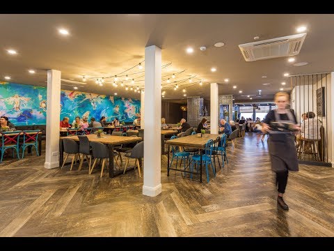 BS8828 High Profile Restaurant For Sale - Wagga Wagga | Xcllusive Business Sales