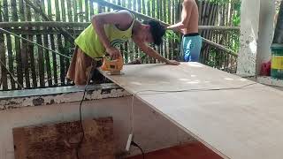 Cutting Flywood with Jig Saw