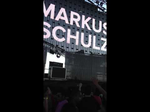 Gareth Emery closing, Markus Schulz opening, ASoT Tent EDC NYC Day 2