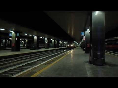 E656.028 in partenza con l' ICN 1955 Roma Termini - Siracusa/Palermo Centrale