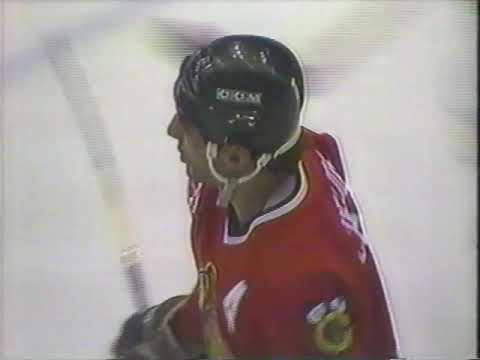 Chris Chelios Goal - Game 1, 1992 Stanley Cup Final Penguins vs. Blackhawks