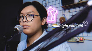 Chord dan Lirik Lagu Hal - L: Menunggu kau menoleh dan berlari