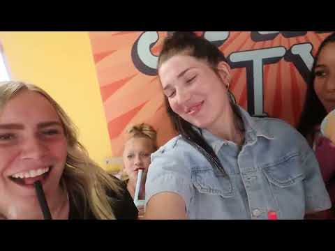 SUMMER SHOPPiNG WiTH MY TEENAGE SISTERS!! *boys follow us*