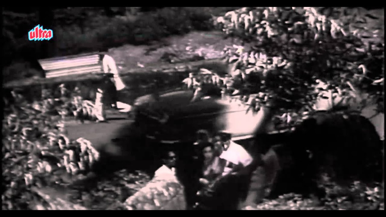 Ankh Badal Kar Kyu Chalta Lyrics | Abhimaan | Manna Dey | Anil Biswas