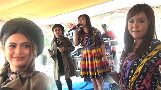 Download lagu Duet Artis Cantik Membawakan Lagu Bugis Sipakario Rio | Selfi Yamma Alif mp3