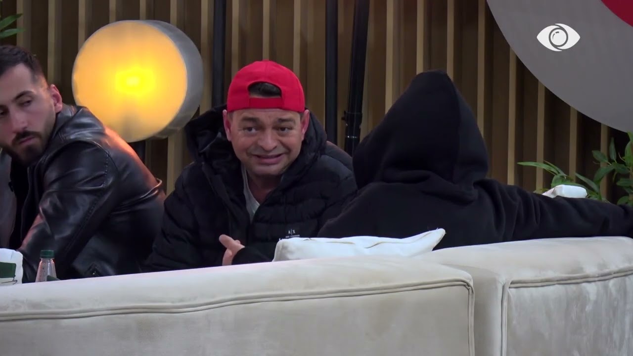 “Ti do fikësh dritat…”/ Laerti diskuton me Valbonën, gjatë kohës shkëmbejnë batuta