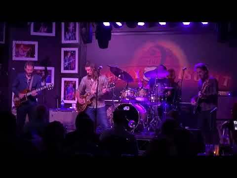 Duane Betts “Fearless” (Pink Floyd cover) 2022-11-19 Boca Raton, FL