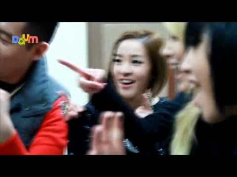[DaumCam] 2NE1 Backstage Interview @ MTV x Daum Music Fest 110219