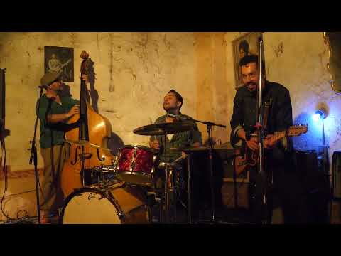Dry Riverbed Trio @ mOjo MuSic clUb