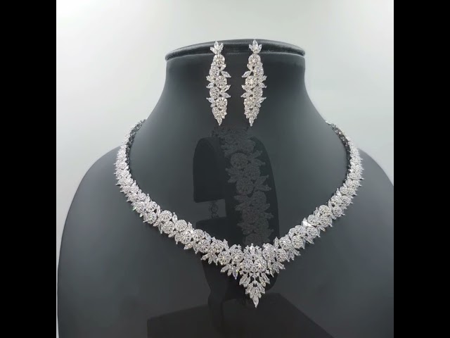 طقم زركون تصميم ألماس قمة الفخامة