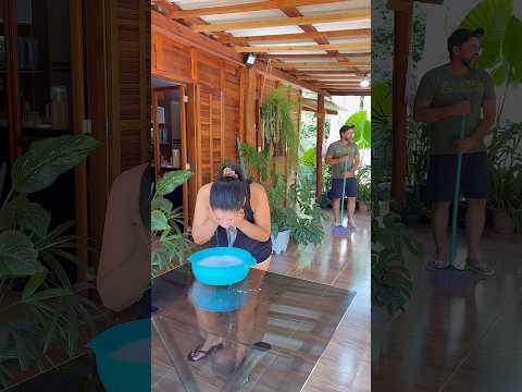 A toalha 😂 #humor #casosdefamilia #comedia #casalimpa