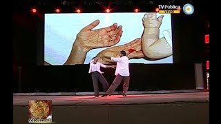 LA POPULAR, FESTIVAL COSQUÍN 2013, EL GRITO, LAPACHOS EN PRIMAVERA. MARCELO PEREA.