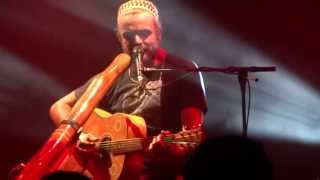 Xavier Rudd - Fortune Teller (HD) Live in Paris 2013