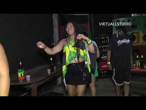 CESAR VANUTY NO BAR DO RIBA EM UM DOMINGO NA JAMAICA