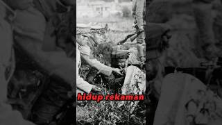 Download lagu rekaman asli perang dunia 2 😳😳 #shorts #perang #conspiracy #information #bangblack #video #sejarah mp3
