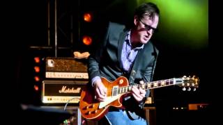 Joe Bonamassa:   India - Mountain Time