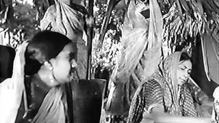 Achhut Kanya - Dhire Baho Nadiya - YouTube