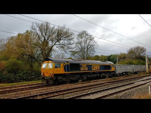 WCML Freight Trains at Bamfurlong - 08th November 2022