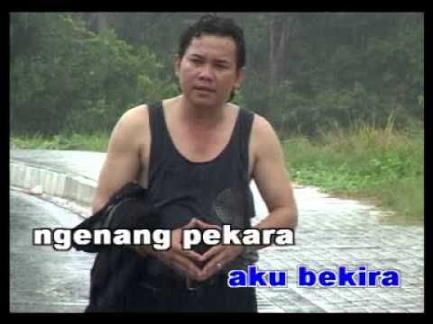 apai indai nyadi penanggur