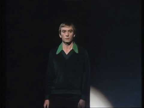 Mark McManus in KNOTS (1975)