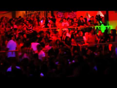 Por Acaso Vídeos: Show com Spyzer - The Way Club